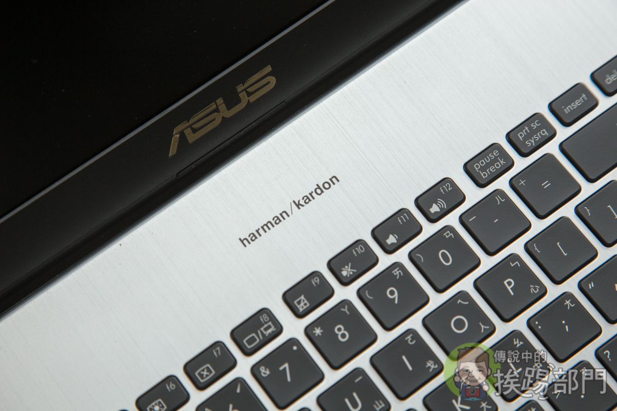 ASUS VivoBook Pro 17吋 N705