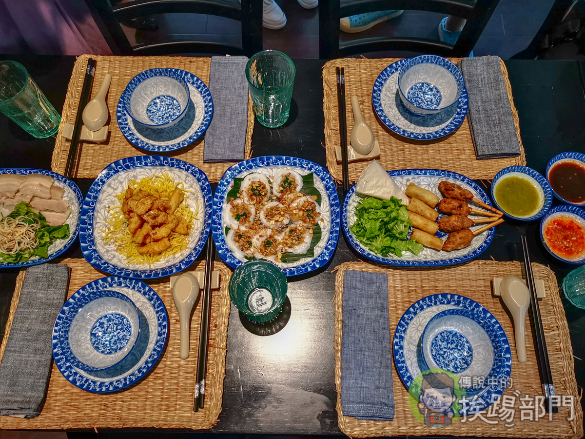 越南峴港必吃平價美食 Tripadvisor 評比第一名的越南各地特色料理單點吃到飽餐廳ngon Villa 傳說中的挨踢部門