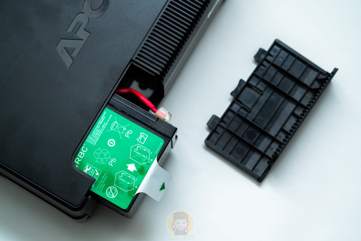 APC Back-UPS Pro 700 不斷電系統電池更換教學