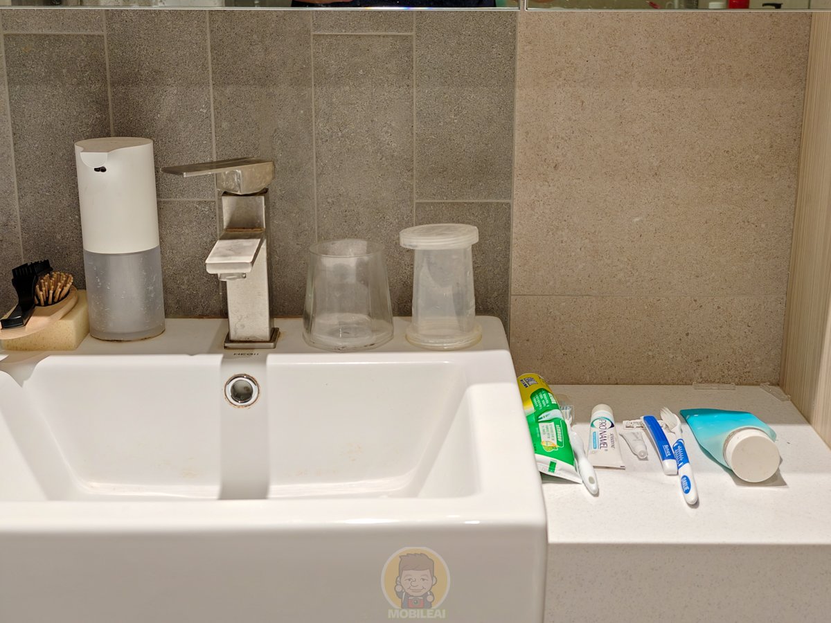 盥洗用品收納神器！鏡櫃、櫃底磁吸牙膏、牙刷、牙杯壁掛配件