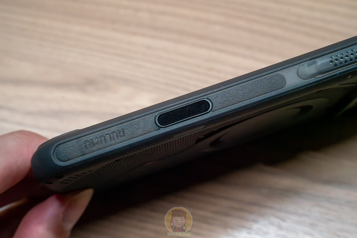 Aulumu A17 for iPhone 17系列Air、Pro、Pro Max 自主散熱系統手機保護殼,散熱效果、手機收訊開箱實測!