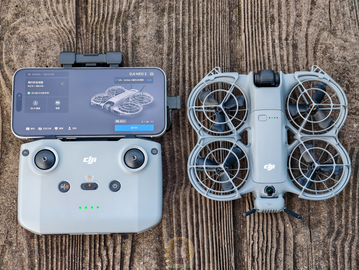 新手最佳入門空拍機開箱實測 DJI Neo 2